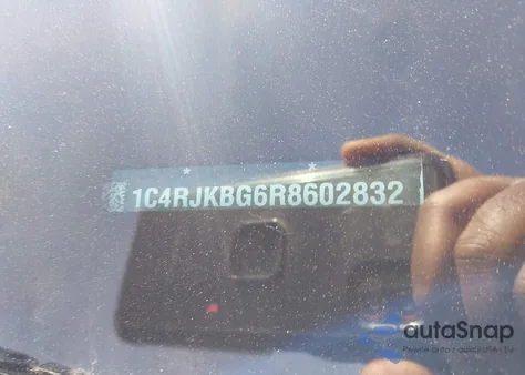 2024 Jeep Grand Cherokee L Limited 4X4 from USA, damaged, VIN 1C4RJKBG6R8602832